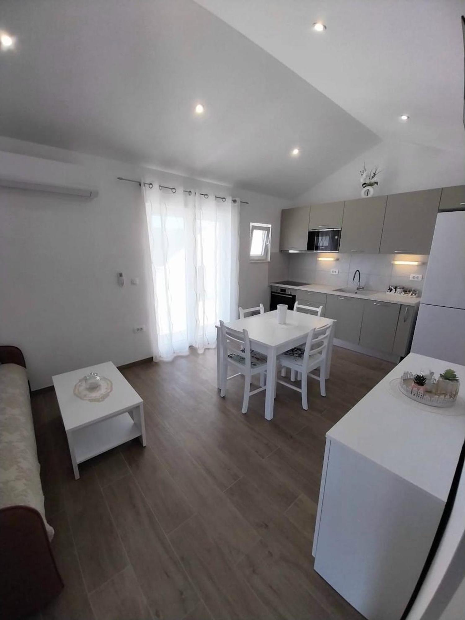 Apartments Zlata Стари Град Экстерьер фото